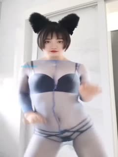 黑色内衣裤的跳舞